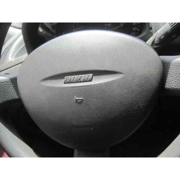 fiat punto berlina (188) del año 2002