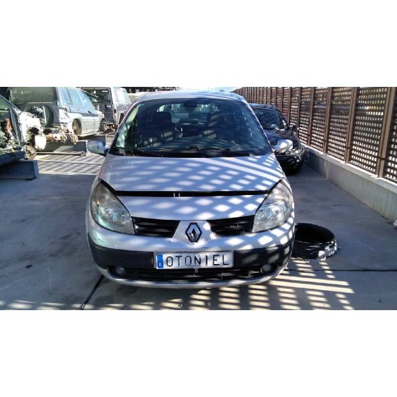 renault scenic ii del año 2005
