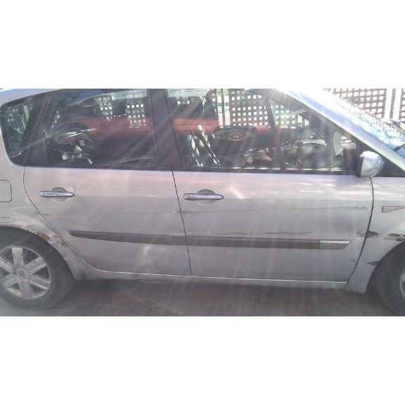 renault scenic ii del año 2005