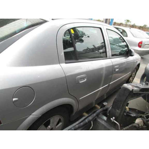 opel astra g berlina del año 2003