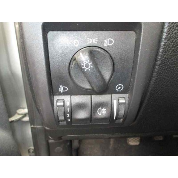 opel astra g berlina del año 2003