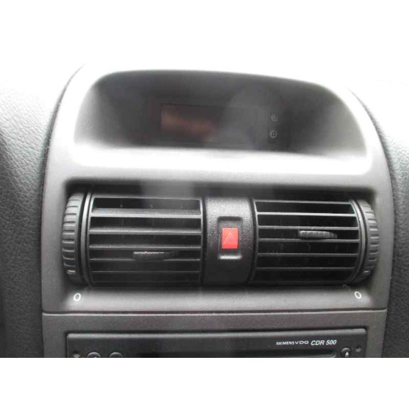 opel astra g berlina del año 2003