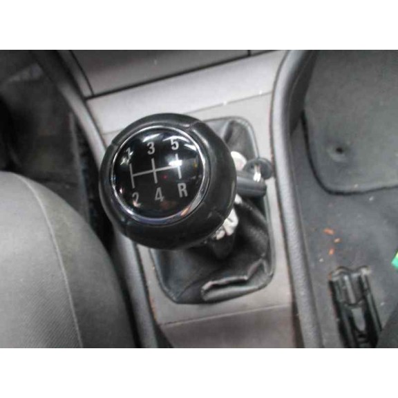 opel astra g berlina del año 2003