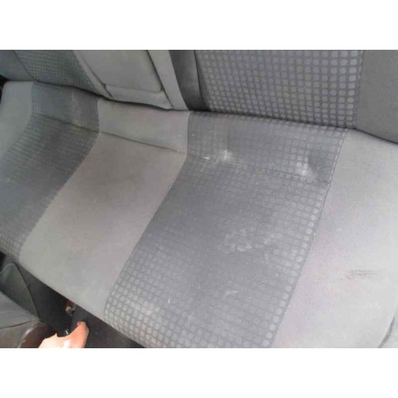 opel astra g berlina del año 2003