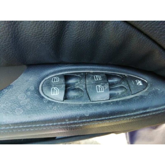 mercedes-benz clase e (w211) berlina del año 2005