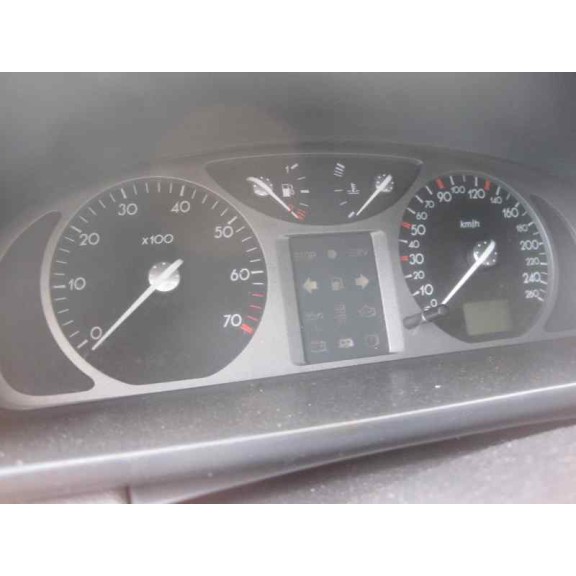 renault laguna ii (bg0) del año 2001