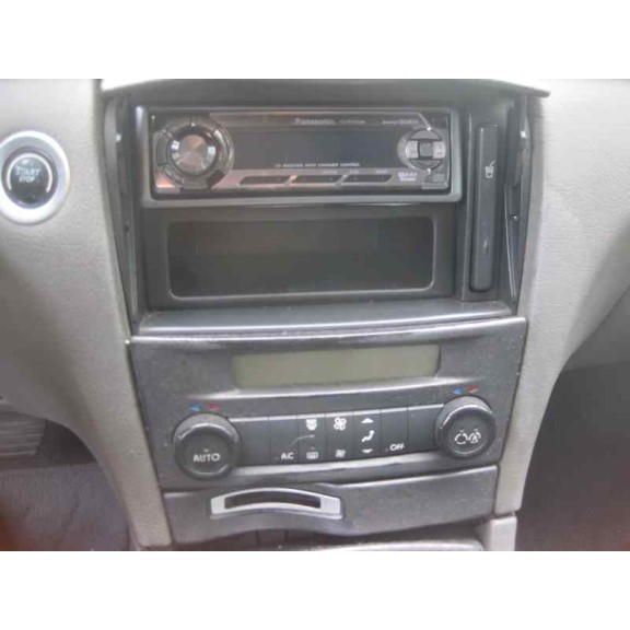 renault laguna ii (bg0) del año 2001