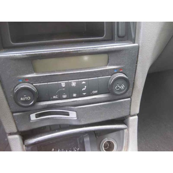 renault laguna ii (bg0) del año 2001