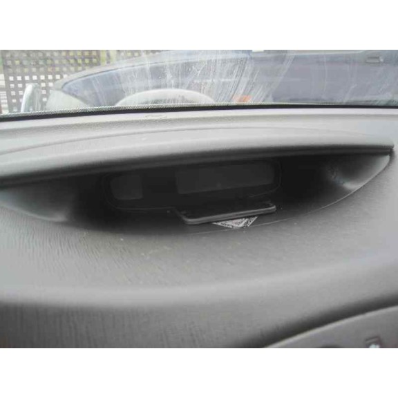 renault laguna ii (bg0) del año 2001