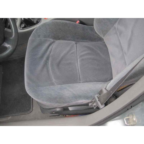 renault laguna ii (bg0) del año 2001