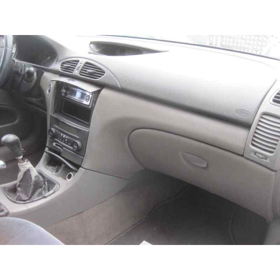 renault laguna ii (bg0) del año 2001