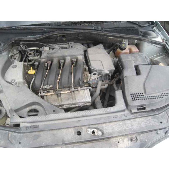 renault laguna ii (bg0) del año 2001