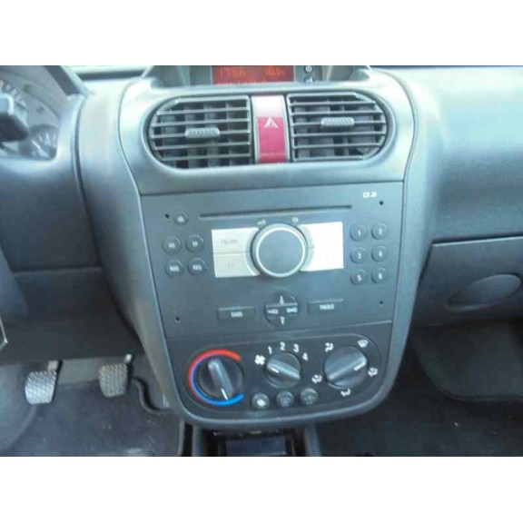 opel corsa c del año 2005