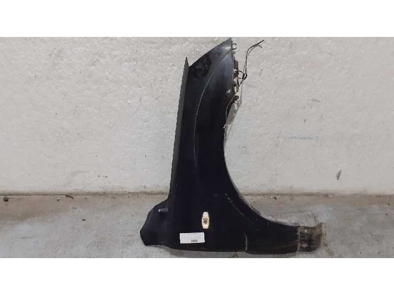 Recambio de aleta delantera derecha para kia sorento 2.5 crdi referencia OEM IAM  2ºSERIE ROZADA