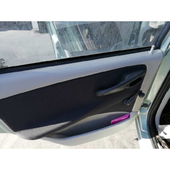 fiat punto berlina (188) del año 2004