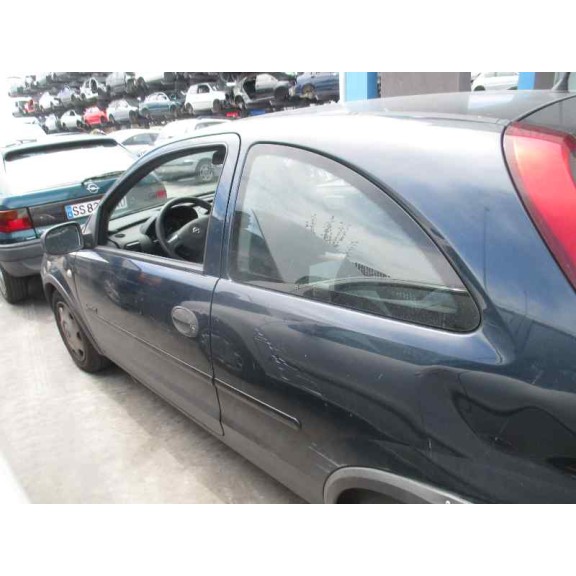 opel corsa c del año 2001