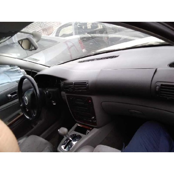 volkswagen passat berlina (3b3) del año 2001