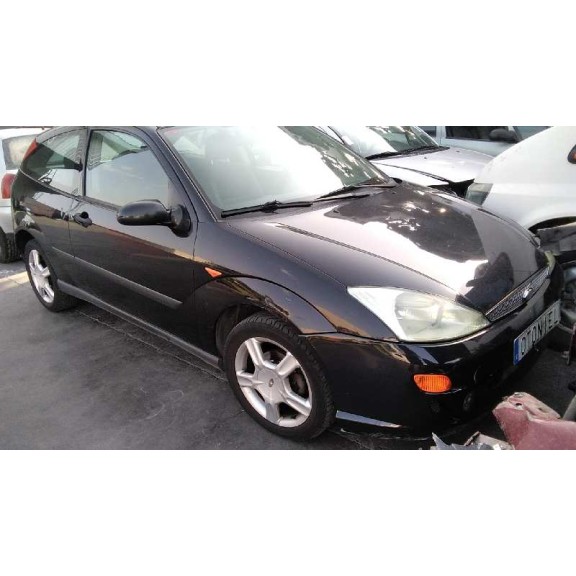 ford focus berlina (cak) del año 2001