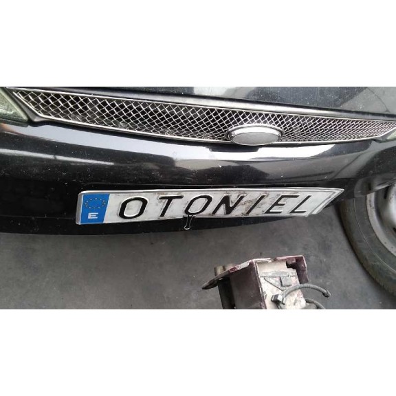 ford focus berlina (cak) del año 2001