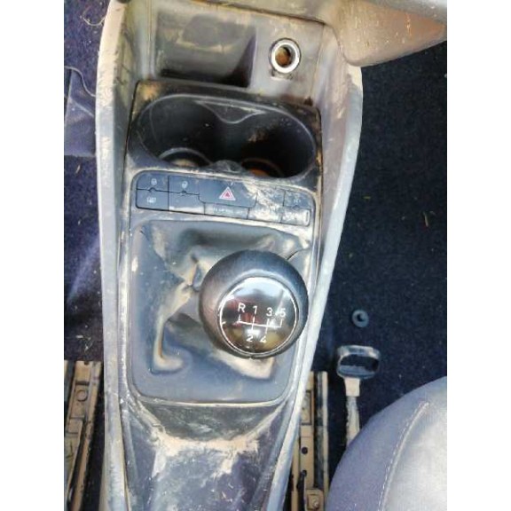 seat ibiza sc (6j1) del año 2010