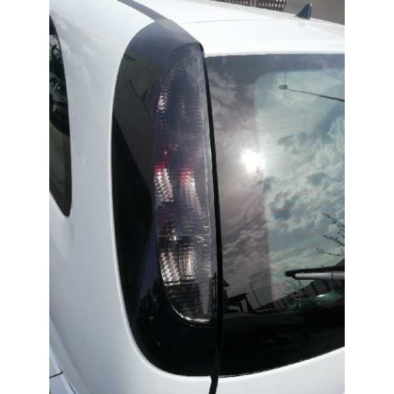 opel corsa c del año 2002