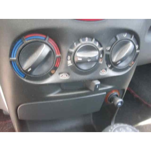 fiat punto berlina (188) del año 2002