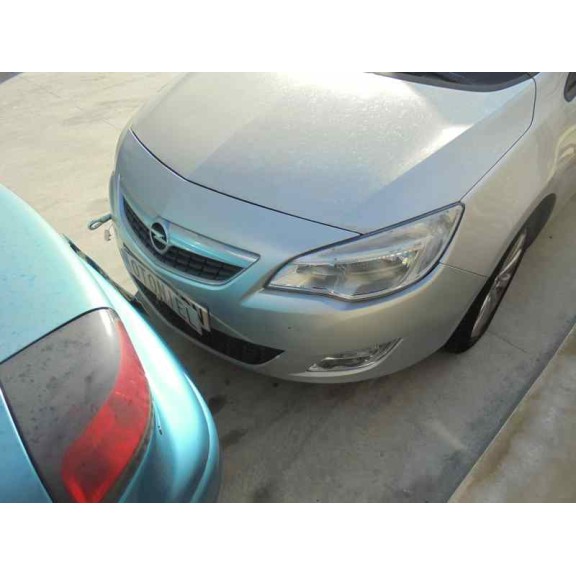 opel astra j lim. del año 2011