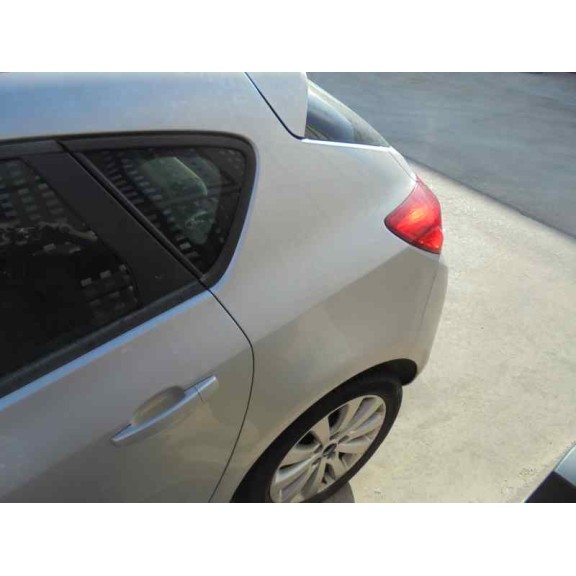 opel astra j lim. del año 2011