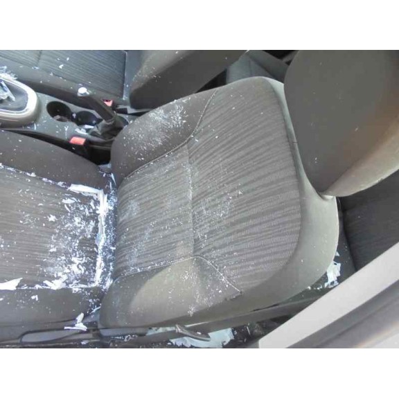 opel astra j lim. del año 2011