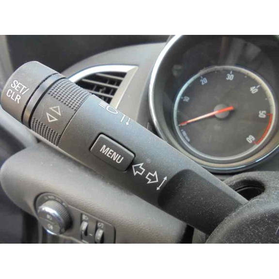 opel astra j lim. del año 2011