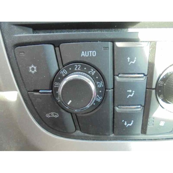 opel astra j lim. del año 2011