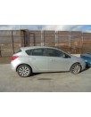 opel astra j lim. del año 2011