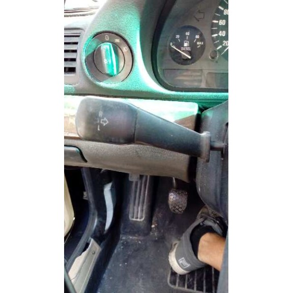 bmw serie 7 (e38) del año 1996