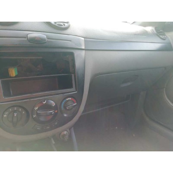 daewoo lacetti del año 2004