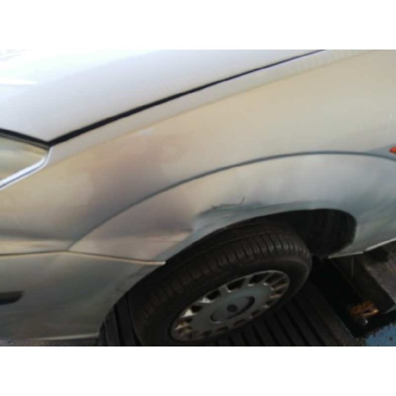 ford focus berlina (cak) del año 2002