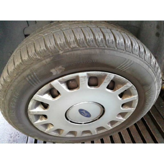 ford focus berlina (cak) del año 2002