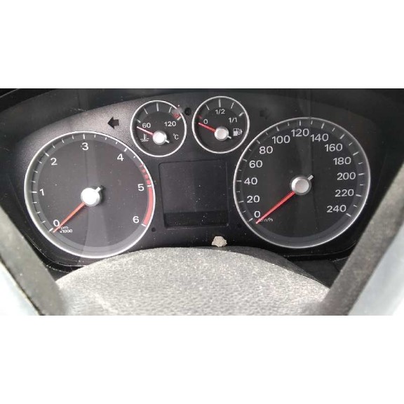 ford focus berlina (cap) del año 2007