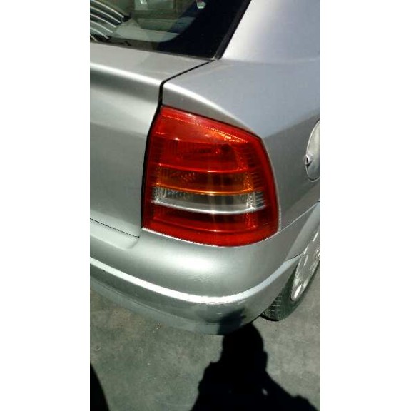 opel astra g berlina del año 2001