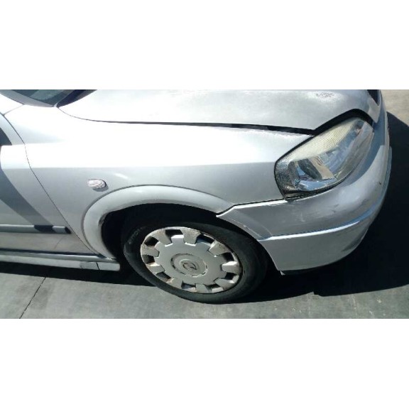 opel astra g berlina del año 2001
