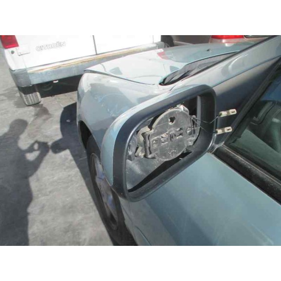 nissan primera berlina (p11) del año 2002