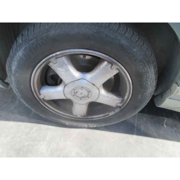 nissan primera berlina (p11) del año 2002