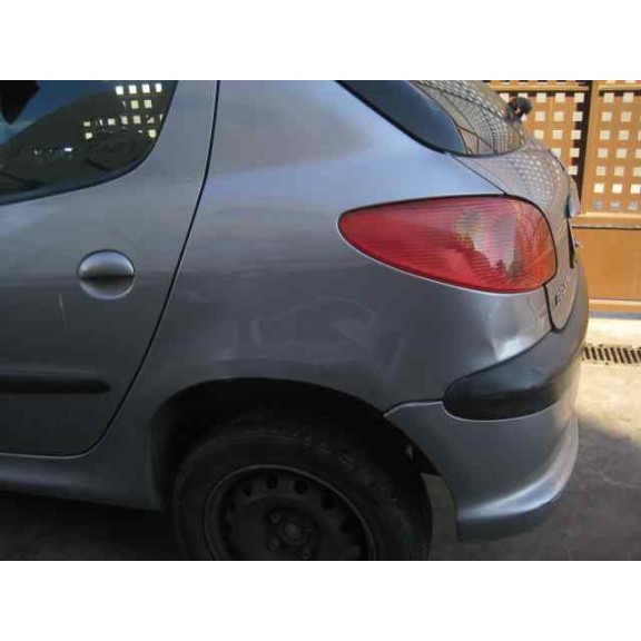 peugeot 206 berlina del año 2004