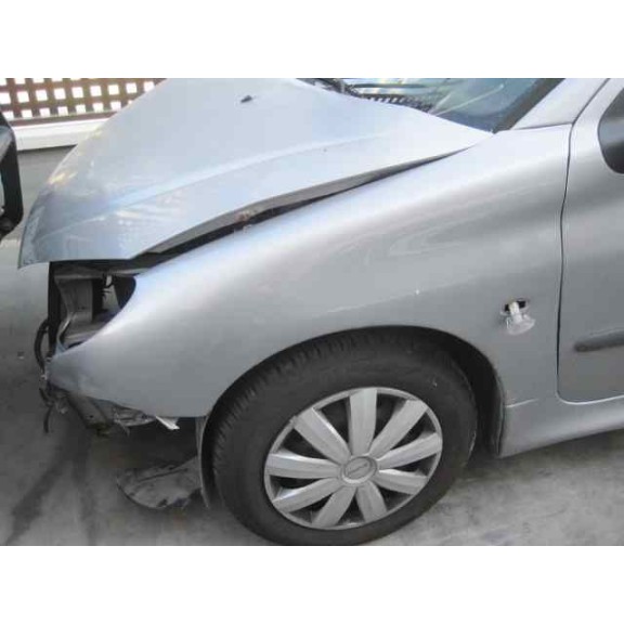 peugeot 206 berlina del año 2004