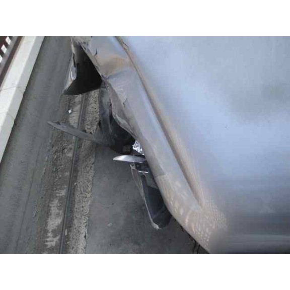 peugeot 206 berlina del año 2004