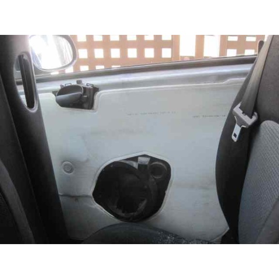 peugeot 206 berlina del año 2004