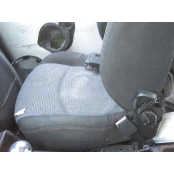 peugeot 206 berlina del año 2004