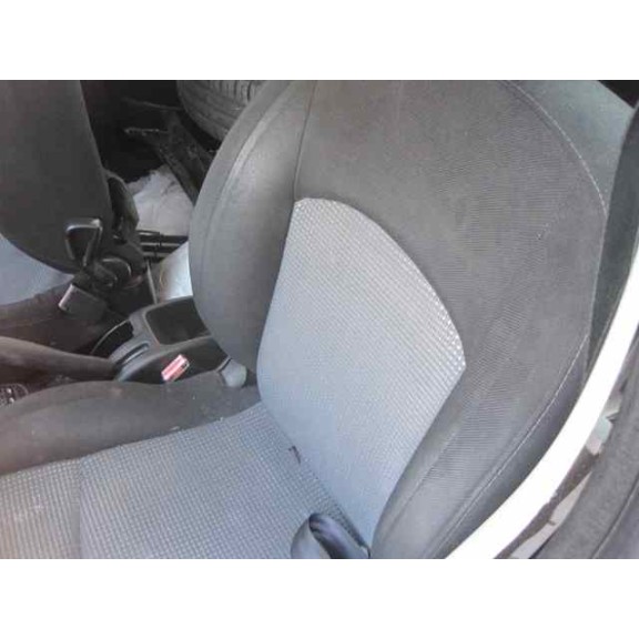 peugeot 206 berlina del año 2004