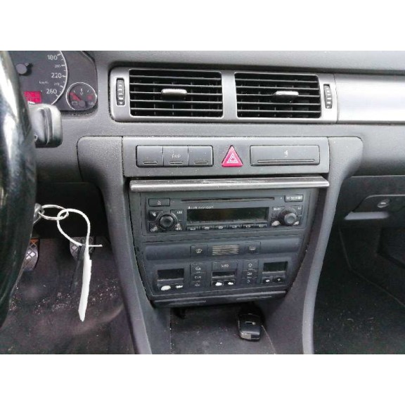 audi a6 berlina (4b2) del año 2001