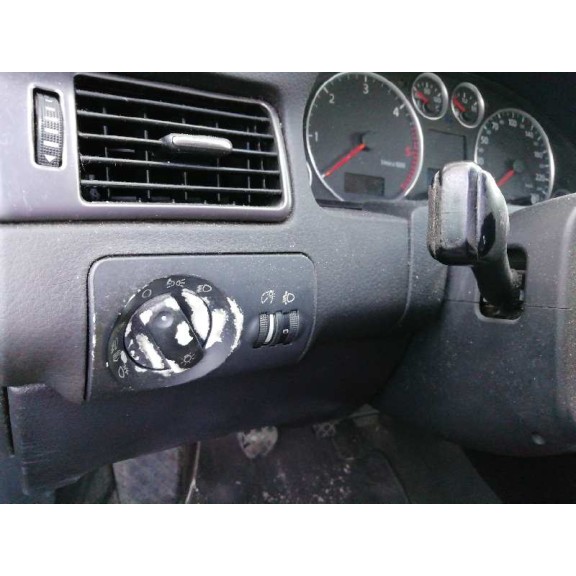 audi a6 berlina (4b2) del año 2001