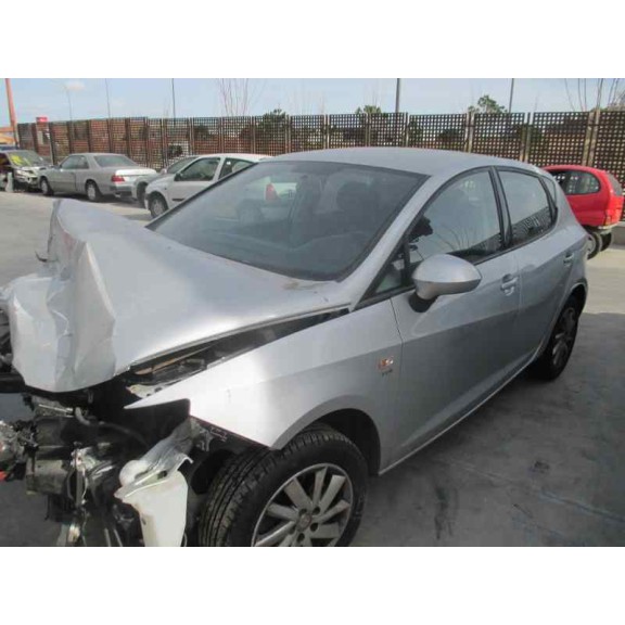 seat ibiza (6j5) del año 2013